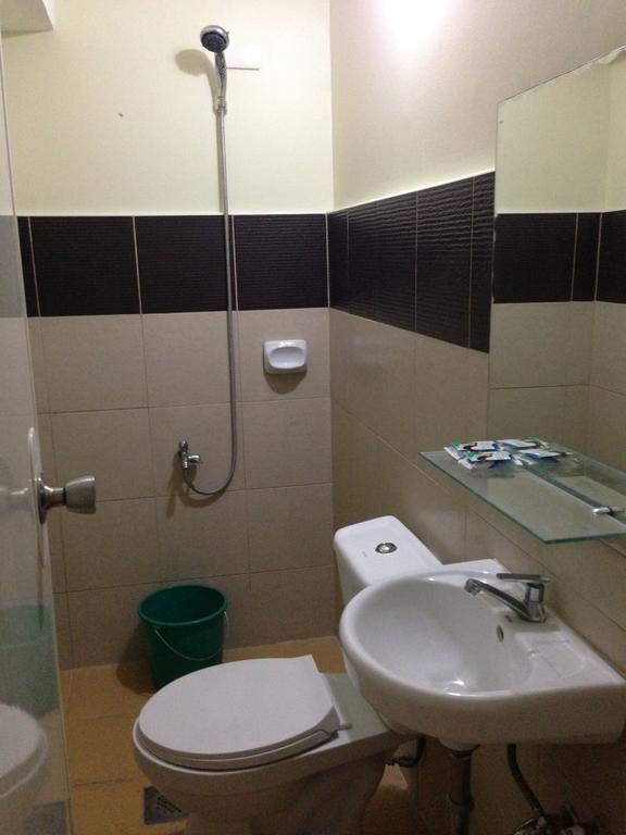 Qm Pension House Tagbilaran City Bilik gambar
